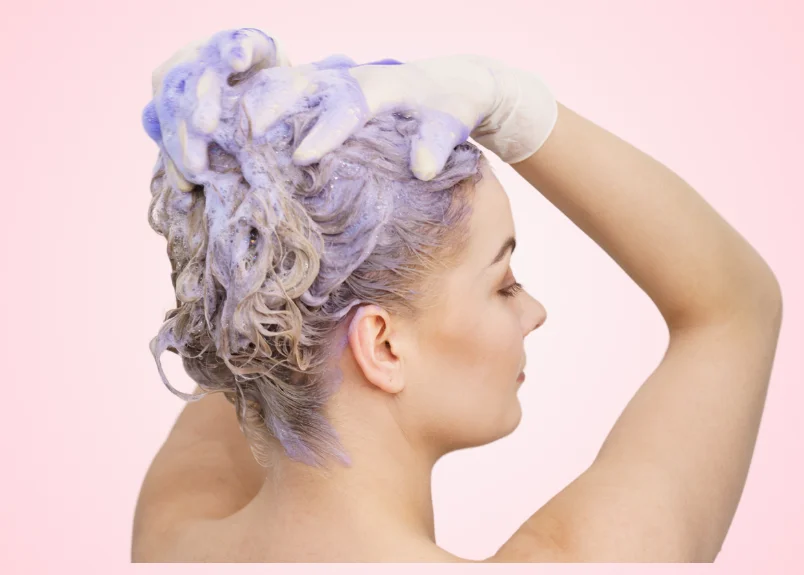 Steps to apply purple shampoo on natural blonde hair